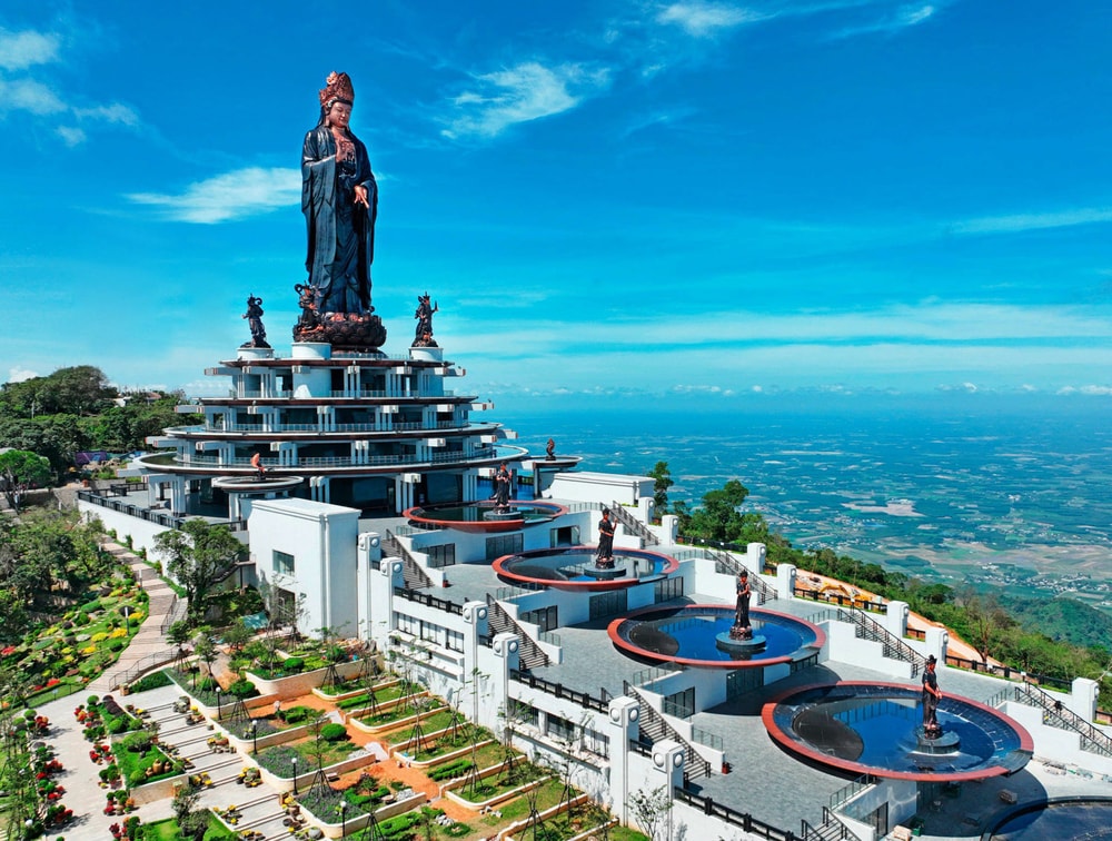 Tượng Phật Bà Tây Bổ Đà Sơn